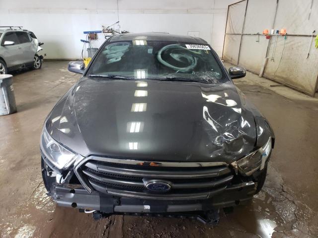 1FAHP2F86JG109441 - 2018 FORD TAURUS LIMITED GRAY photo 5