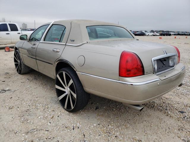 1LNHM82W85Y604343 - 2005 LINCOLN TOWN CAR SIGNATURE LIMITED GOLD photo 2