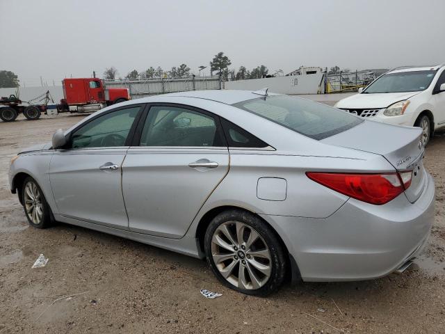 5NPEC4AC9DH515813 - 2013 HYUNDAI SONATA SE SILVER photo 2