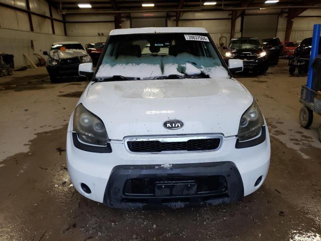 KNDJT2A25B7302983 - 2011 KIA SOUL + WHITE photo 5