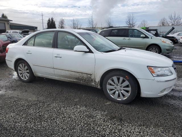 5NPEU46C49H415745 - 2009 HYUNDAI SONATA SE WHITE photo 4