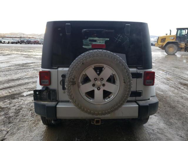 1C4BJWEG1CL216084 - 2012 JEEP WRANGLER U SAHARA SILVER photo 6