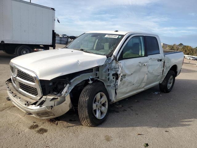 3C6RR7LTXKG671077 - 2019 RAM 1500 CLASS SLT WHITE photo 1