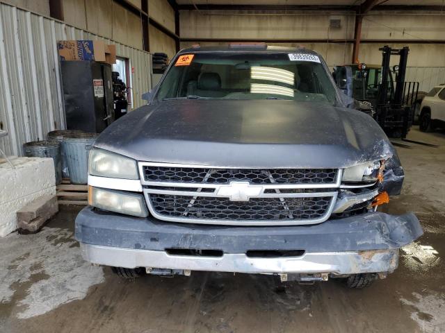 1GBJC39D46E284218 - 2006 CHEVROLET SILVERADO C3500 CHARCOAL photo 5