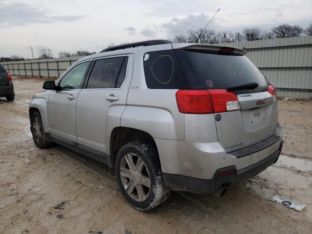 2CTFLEEY1A6376121 - 2010 GMC TERRAIN SLE SILVER photo 2