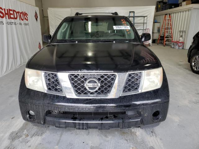 5N1AR18WX6C638252 - 2006 NISSAN PATHFINDER LE BLACK photo 5