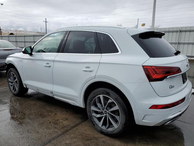 WA1GAAFY7P2167138 - 2023 AUDI Q5 PREMIUM 45 WHITE photo 2