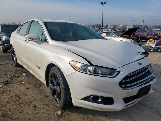 3FA6P0LU8ER374972 - 2014 FORD FUSION SE HYBRID WHITE photo 4