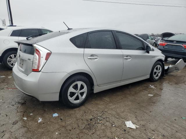 JTDKN3DU8D5556543 - 2013 TOYOTA PRIUS SILVER photo 3