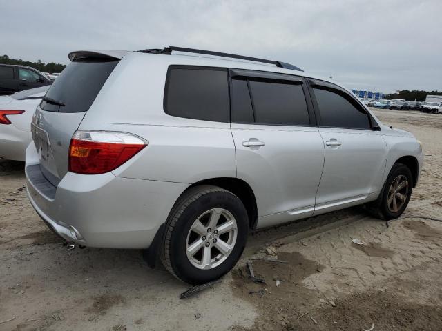 JTEDS41A282017680 - 2008 TOYOTA HIGHLANDER SILVER photo 3