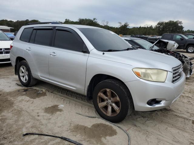 JTEDS41A282017680 - 2008 TOYOTA HIGHLANDER SILVER photo 4