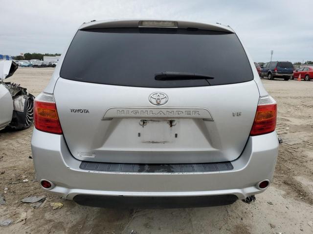 JTEDS41A282017680 - 2008 TOYOTA HIGHLANDER SILVER photo 6