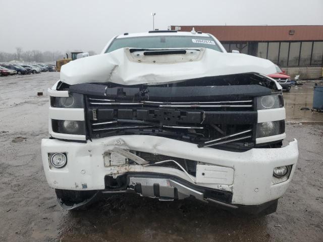 1GC1KWE84FF627077 - 2015 CHEVROLET SILVERADO K2500 HEAVY DUTY LTZ WHITE photo 5