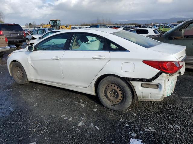 5NPEB4AC3CH464990 - 2012 HYUNDAI SONATA GLS WHITE photo 2