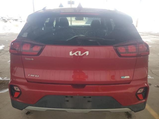 KNDCB3LC6N5546259 - 2022 KIA NIRO LX RED photo 6