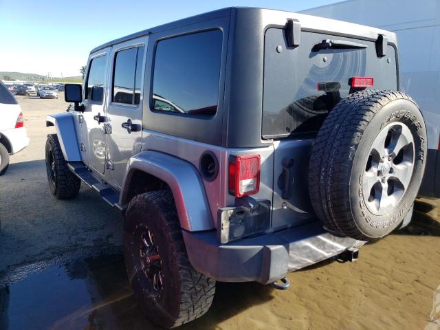 1C4HJWEGXJL930304 - 2018 JEEP WRANGLER U SAHARA SILVER photo 2