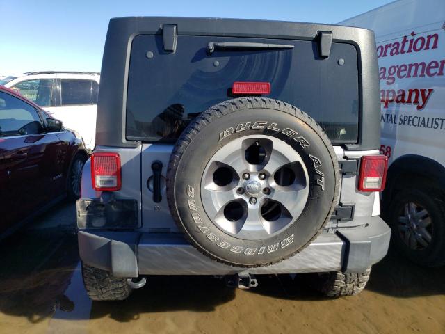 1C4HJWEGXJL930304 - 2018 JEEP WRANGLER U SAHARA SILVER photo 6