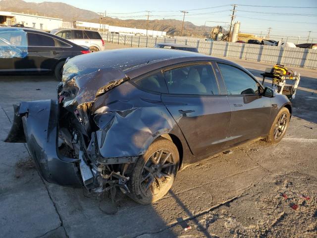 5YJ3E1EB4NF200676 - 2022 TESLA MODEL 3 GRAY photo 3