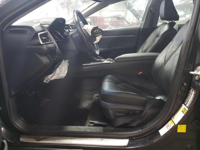 4T1B11HK6JU023998 - 2018 TOYOTA CAMRY L BLACK photo 7