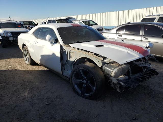 2C3CDYAG8EH270595 - 2014 DODGE CHALLENGER SXT WHITE photo 4