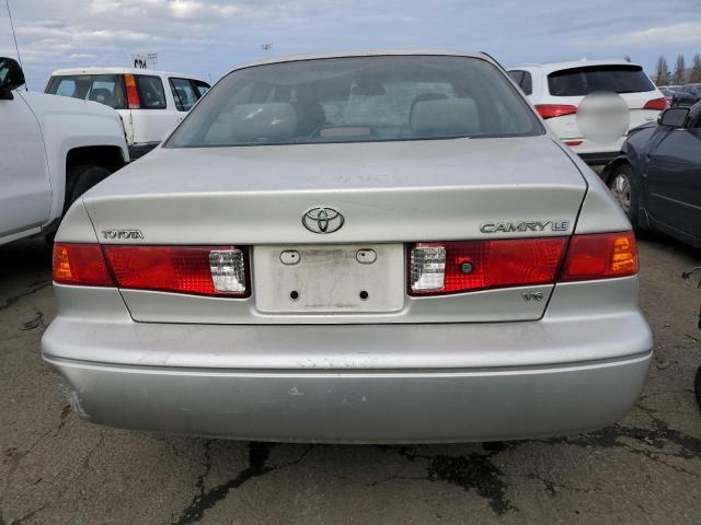 4T1BF22K0YU108149 - 2000 TOYOTA CAMRY LE GRAY photo 6