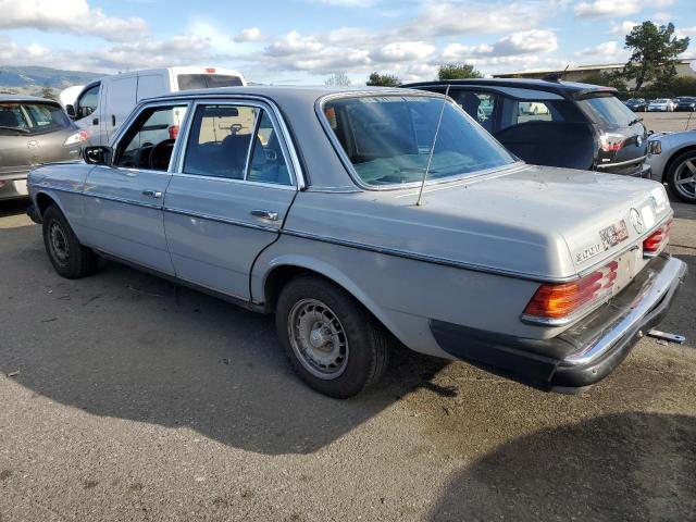 WDBAB33A7EA123086 - 1984 MERCEDES-BENZ 300 DT GRAY photo 2