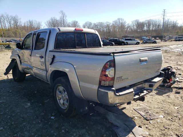 3TMLU4ENXDM111493 - 2013 TOYOTA TACOMA DOUBLE CAB 银色 照片 2