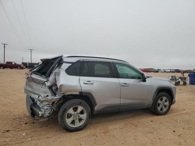 2T3W1RFV0MW126519 - 2021 TOYOTA RAV4 XLE SILVER photo 3