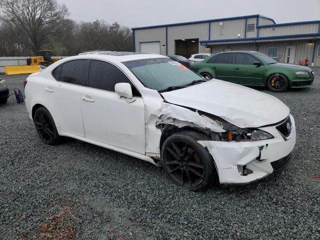 JTHCK262485026528 - 2008 LEXUS IS 250 WHITE photo 4