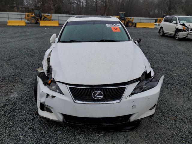 JTHCK262485026528 - 2008 LEXUS IS 250 WHITE photo 5