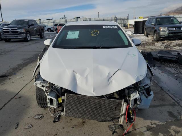 3G1BH6SE4KS549976 - 2019 CHEVROLET CRUZE WHITE photo 5