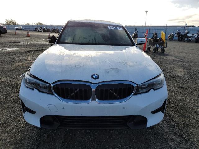 WBA5R1C57KAJ99650 - 2019 BMW 330I WHITE photo 5