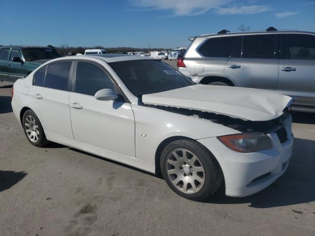 WBAVA33527KX72605 - 2007 BMW 328 I WHITE photo 4