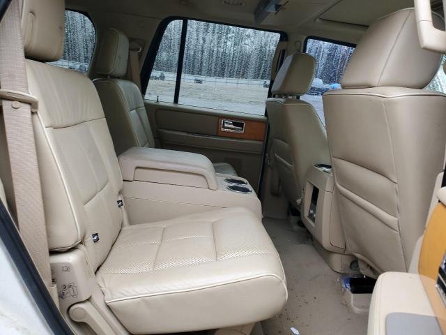 5LMFU28518LJ02775 - 2008 LINCOLN NAVIGATOR თეთრი ფოტო 11