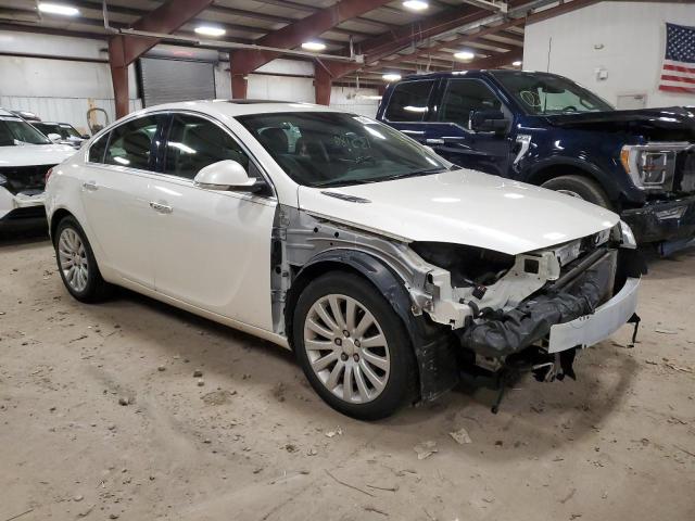 2G4GS5EK9C9158455 - 2012 BUICK REGAL PREMIUM WHITE photo 4