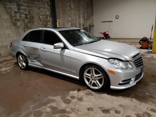 WDDHF8JB0DA737771 - 2013 MERCEDES-BENZ E 350 4MATIC SILVER photo 4