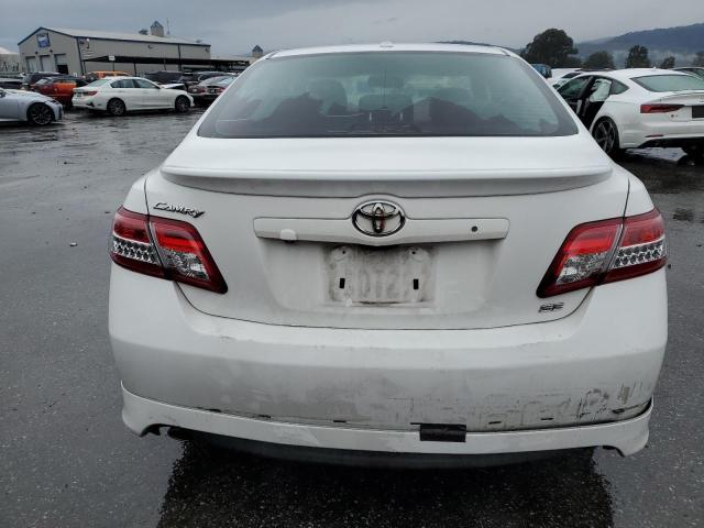 4T1BK3EK3BU628124 - 2011 TOYOTA CAMRY SE WHITE photo 6