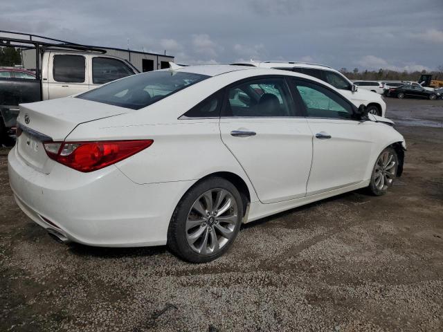 5NPEC4AC1BH056838 - 2011 HYUNDAI SONATA SE WHITE photo 3