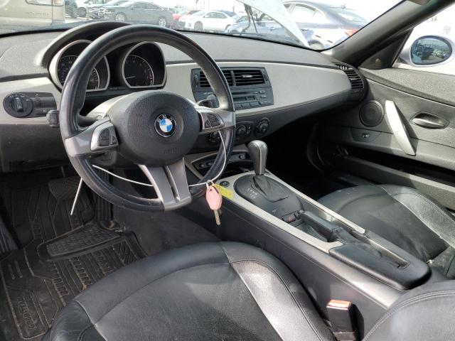 4USBT53545LU11700 - 2005 BMW Z4 3.0 TWO TONE photo 8