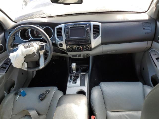 5TFLU4EN1DX072884 - 2013 TOYOTA TACOMA DOUBLE CAB 蓝色 照片 8