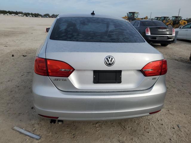 3VWD07AJ6EM218589 - 2014 VOLKSWAGEN JETTA SE SILVER photo 6