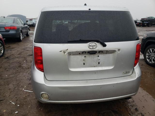 JTLKE50E981030532 - 2008 TOYOTA SCION XB Silber Foto 6