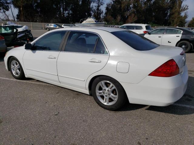 1HGCM56317A205932 - 2007 HONDA ACCORD SE WHITE photo 2