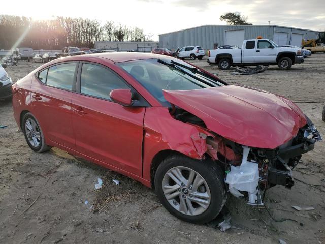 5NPD84LF2LH572101 - 2020 HYUNDAI ELANTRA SEL RED photo 4