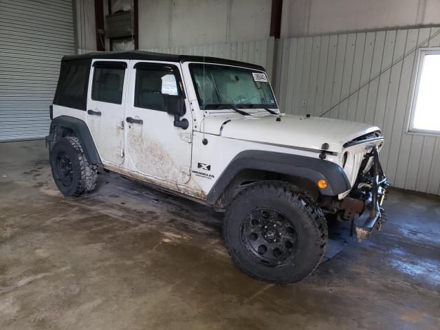 1J4GA39109L733096 - 2009 JEEP WRANGLER U X WHITE photo 4