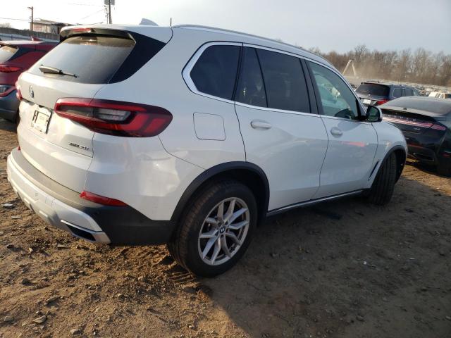 5UXCR6C07N9L74446 - 2022 BMW X5 XDRIVE40I WHITE photo 3