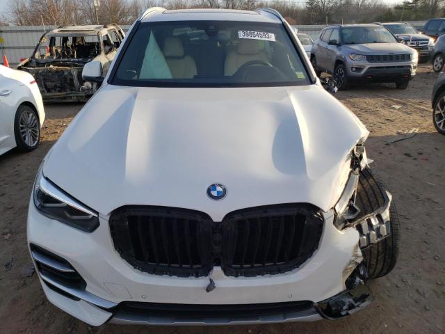 5UXCR6C07N9L74446 - 2022 BMW X5 XDRIVE40I WHITE photo 5