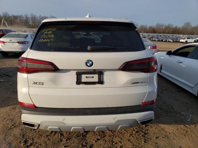 5UXCR6C07N9L74446 - 2022 BMW X5 XDRIVE40I WHITE photo 6
