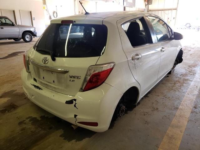 JTDKTUD37CD513190 - 2012 TOYOTA YARIS WHITE photo 4