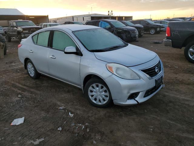 3N1CN7AP2DL884165 - 2013 NISSAN VERSA S SILVER photo 4